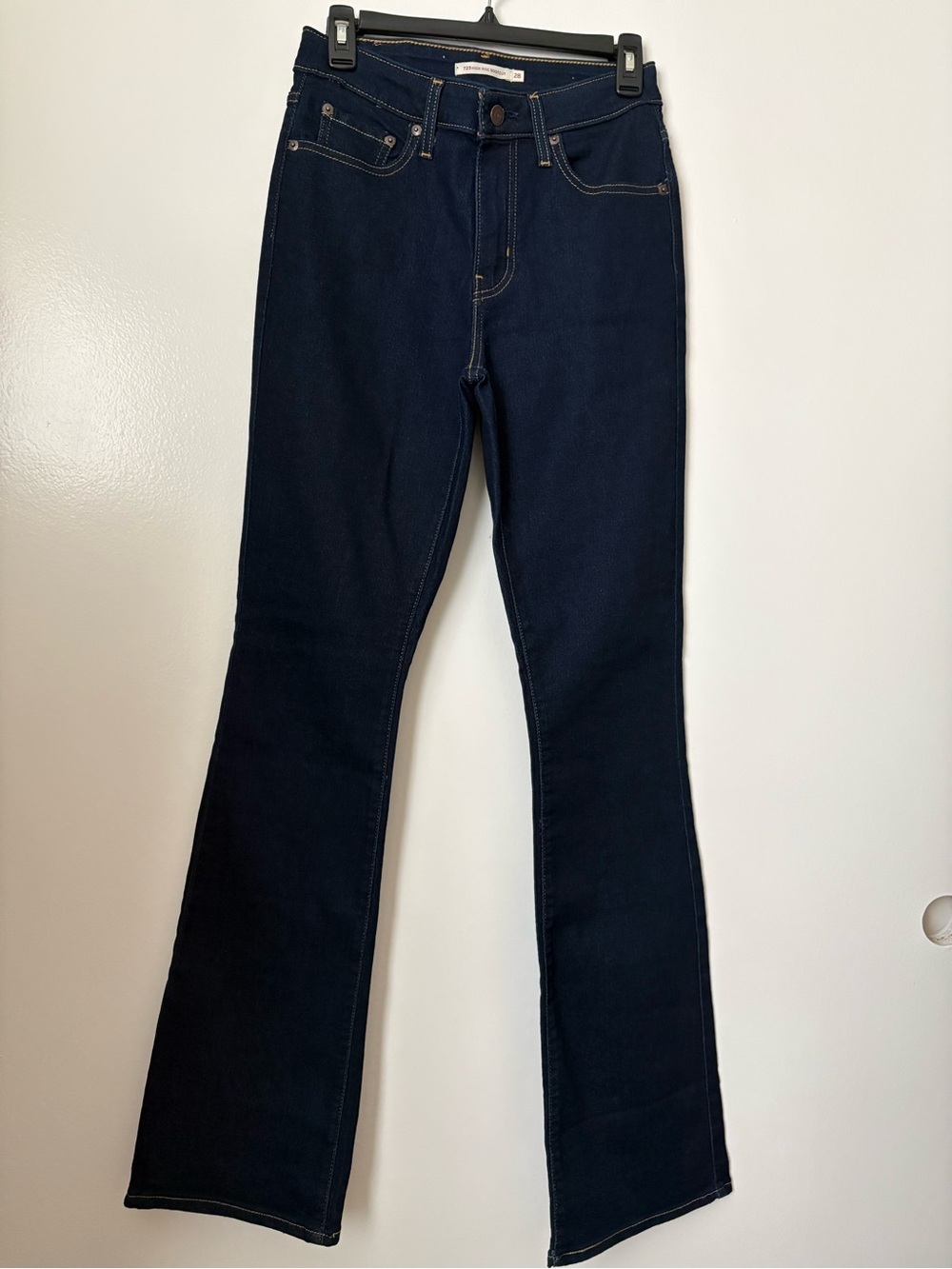 Dark Indigo Women’s boot cut Jeans 725